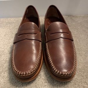 Dress shoes